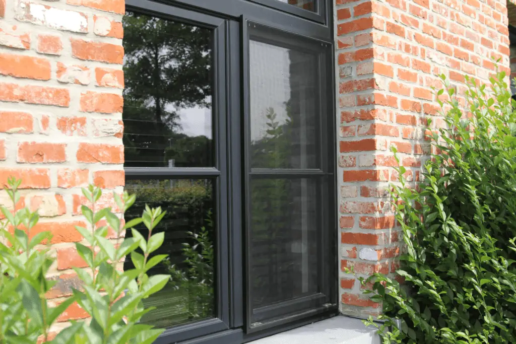 vliegramen en deuren  eosol fabrikant 