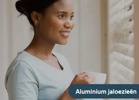 Automatische raamdecoratie met stille motorisatie  professionele plaatsing in regio Menen