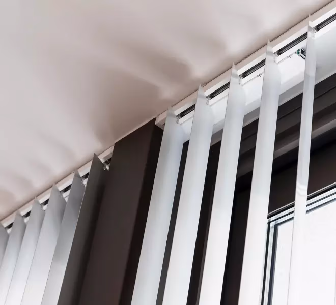 PVC verticale lamellen lichtregeling — RDT Concept Copahome