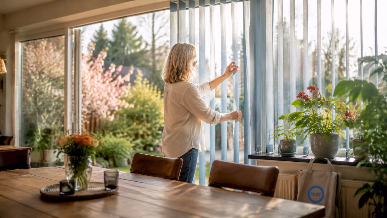 Lamellen gordijnen: stijl en privacy op maat