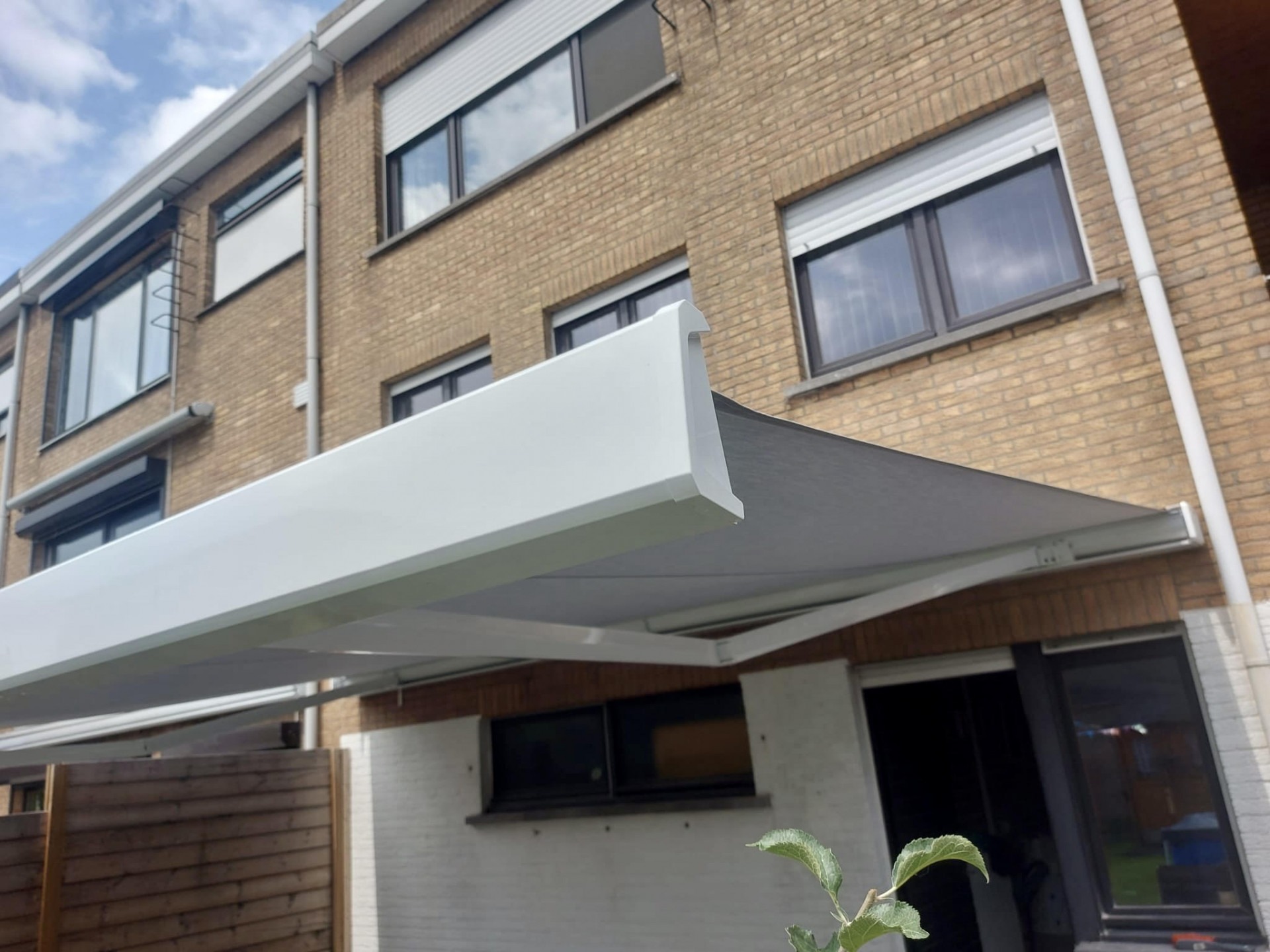 Verano V490 Palermo zonneschermen premium cassetteluifel