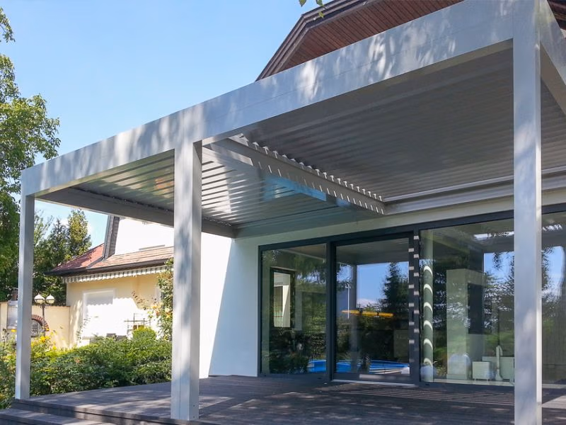 Vrijstaande Verano Rapallo V880 terrasoverkapping met lamellen