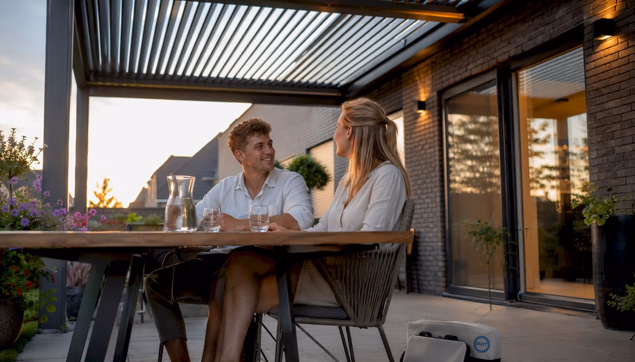 Bioklimatische pergola in West-Vlaanderen: alles wat je weet - RDT-concept Bioklimatische pergola in West-Vlaanderen: alles wat je weet